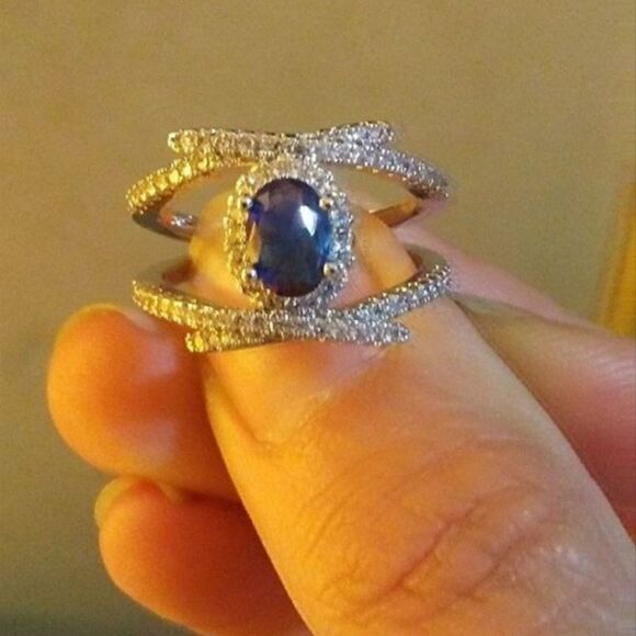 Silver and Blue Stone Ladies Cocktail Ring 7 - Picture 7 of 9